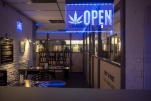 is marijuana legal in Oregon